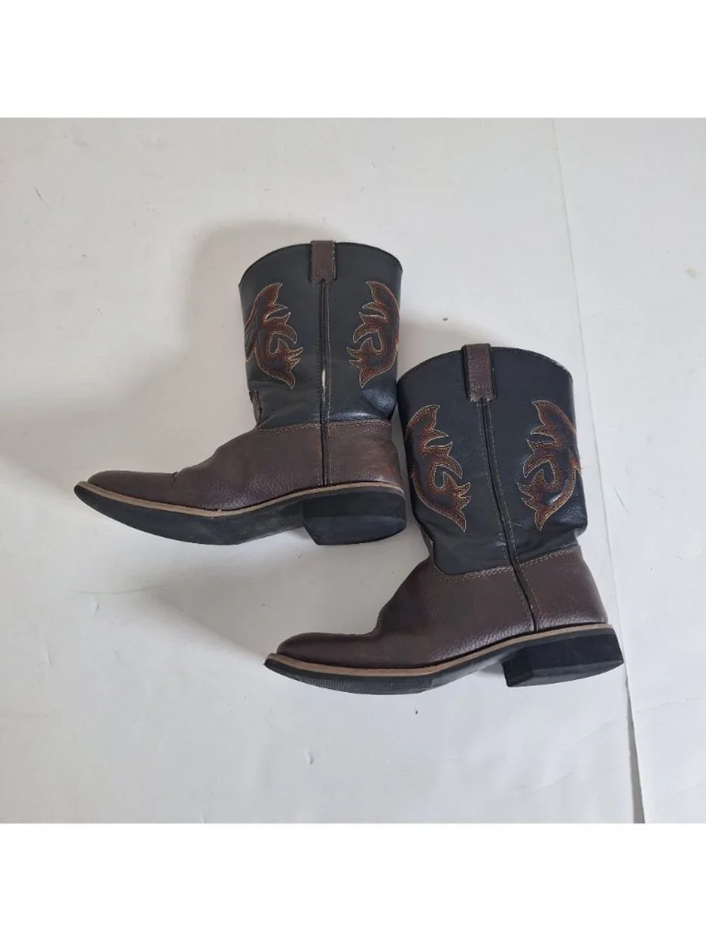 Austin Trading Company Cowboy Boots Youth size 1